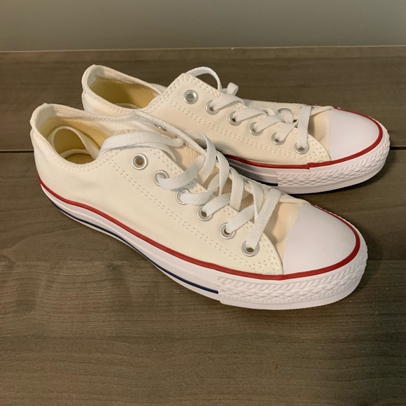 Brand new white Converse size 7 - Picture 2 of 5